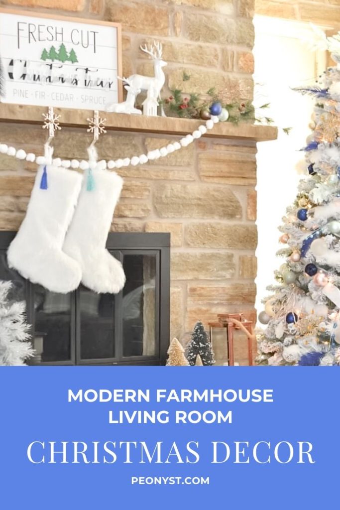 Modern Farmhouse Living Room Christmas Decor