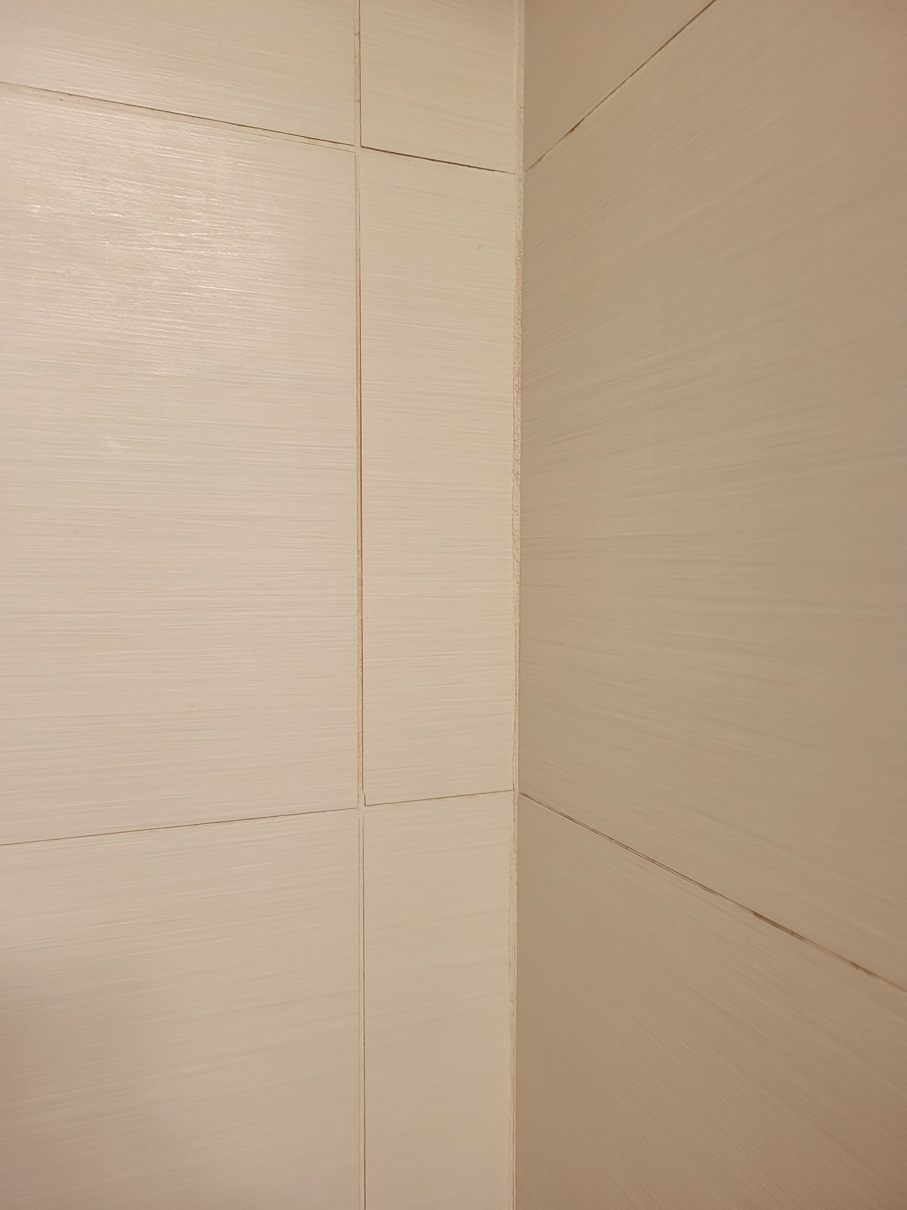 How To Paint Bathroom Tile Grout (The Easy Way) — Peony Street